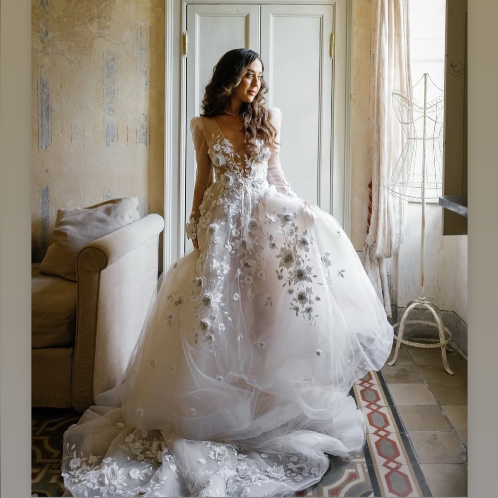 The most stunning BERTA Wedding Dress